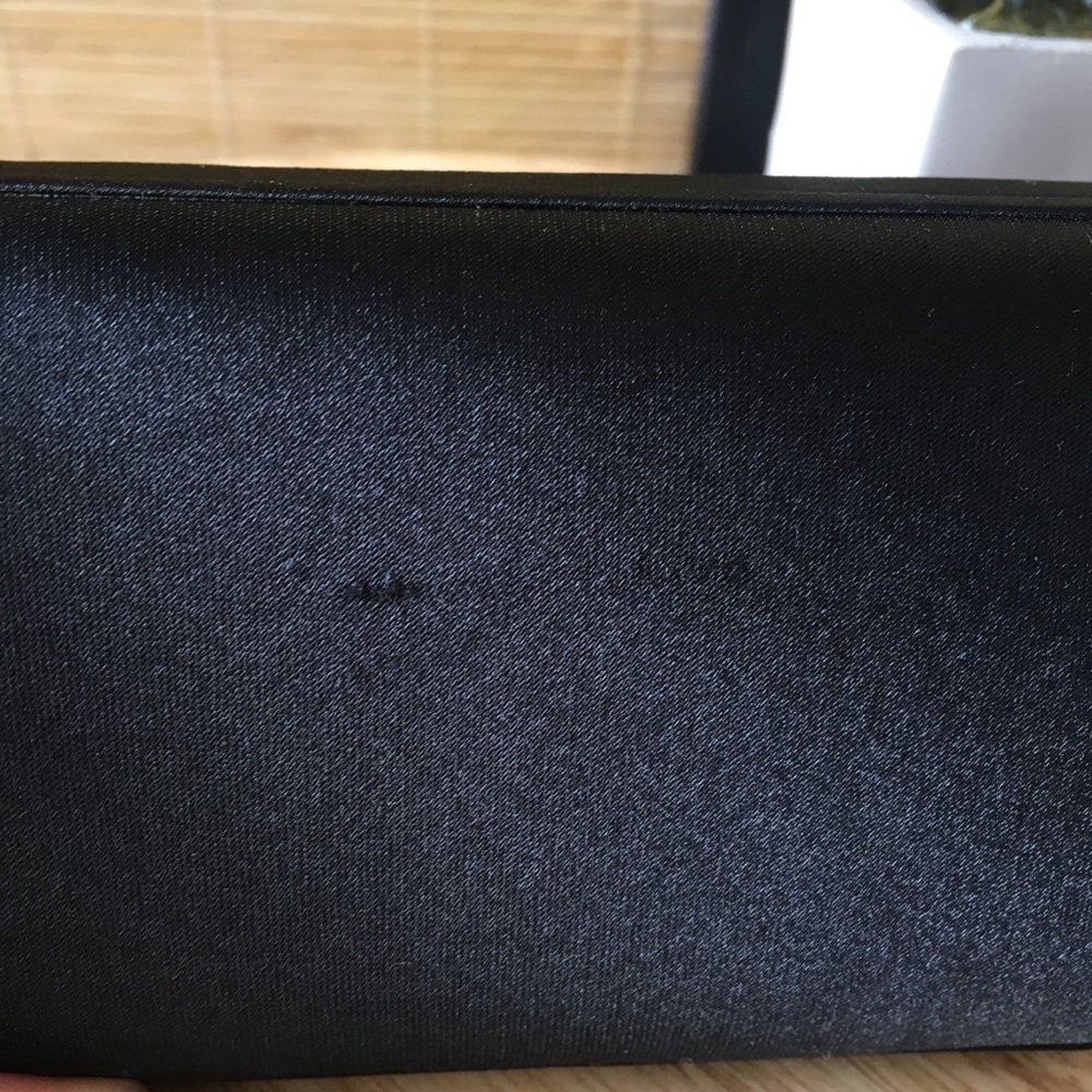 Style & Co Black Roses Clutch - Picture 7 of 7